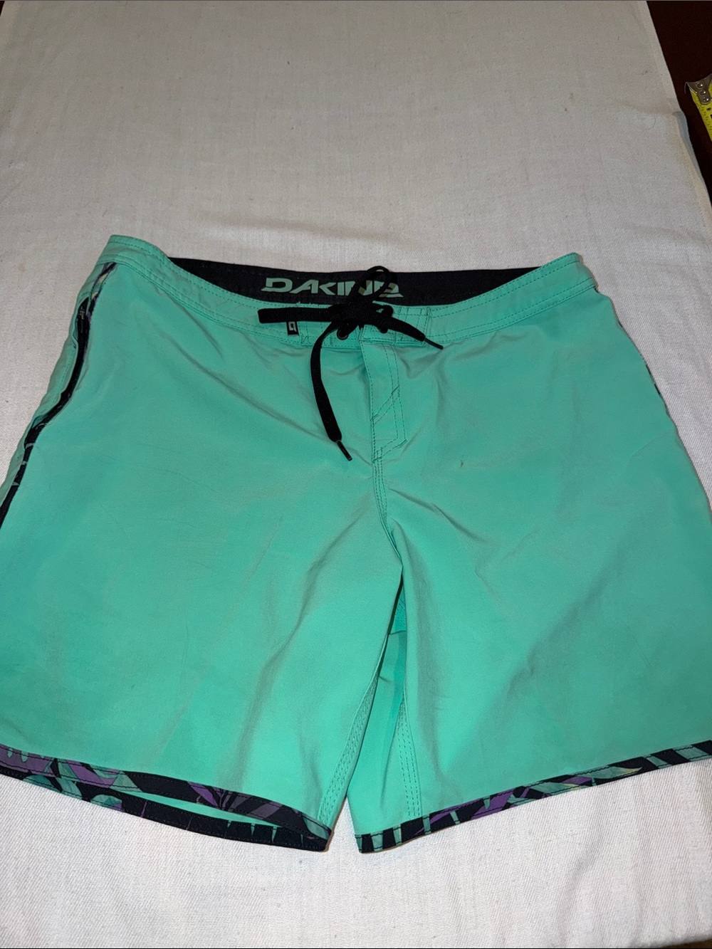T0308112 Dakine board swim summer SZ 9 Shorts GUC